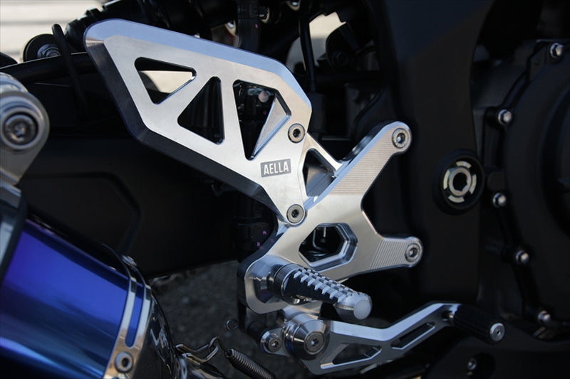 アエラ AELLA ライディングステップキット ブラック ZX-4R ZX-25R SE