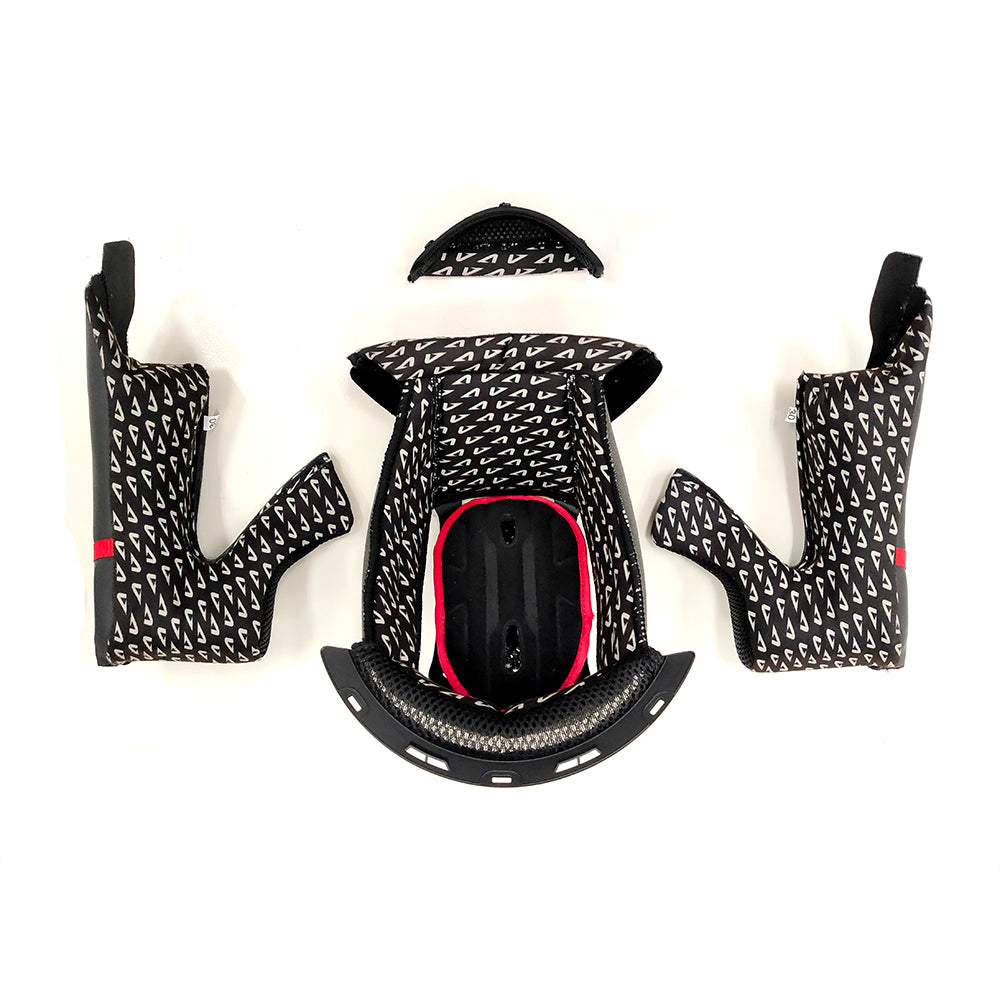 カーボンヘルメットと言えば「アストン（ASTONE）」バイク用