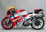 【ヤマモトレーシング】ヤマモト.R ステン4-2-1 カーボンサイレンサー NC30 89 93-【カタログ品番：P026-3949】【メーカー品番：10407-21SCB】