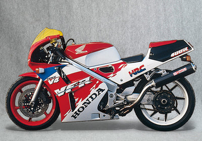 【ヤマモトレーシング】ヤマモト.R ステン4-2-1 カーボンサイレンサー NC30 89 93-【カタログ品番：P026-3949】【メーカー品番：10407-21SCB】
