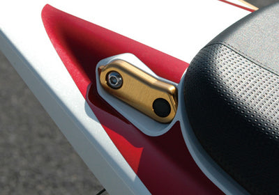 【ヤマモトレーシング】YAMAMOTORACING リアグラブカバー ゴールド CB1300SF 03-09【カタログ品番：P068-2137】【メーカー品番：00012-30G】