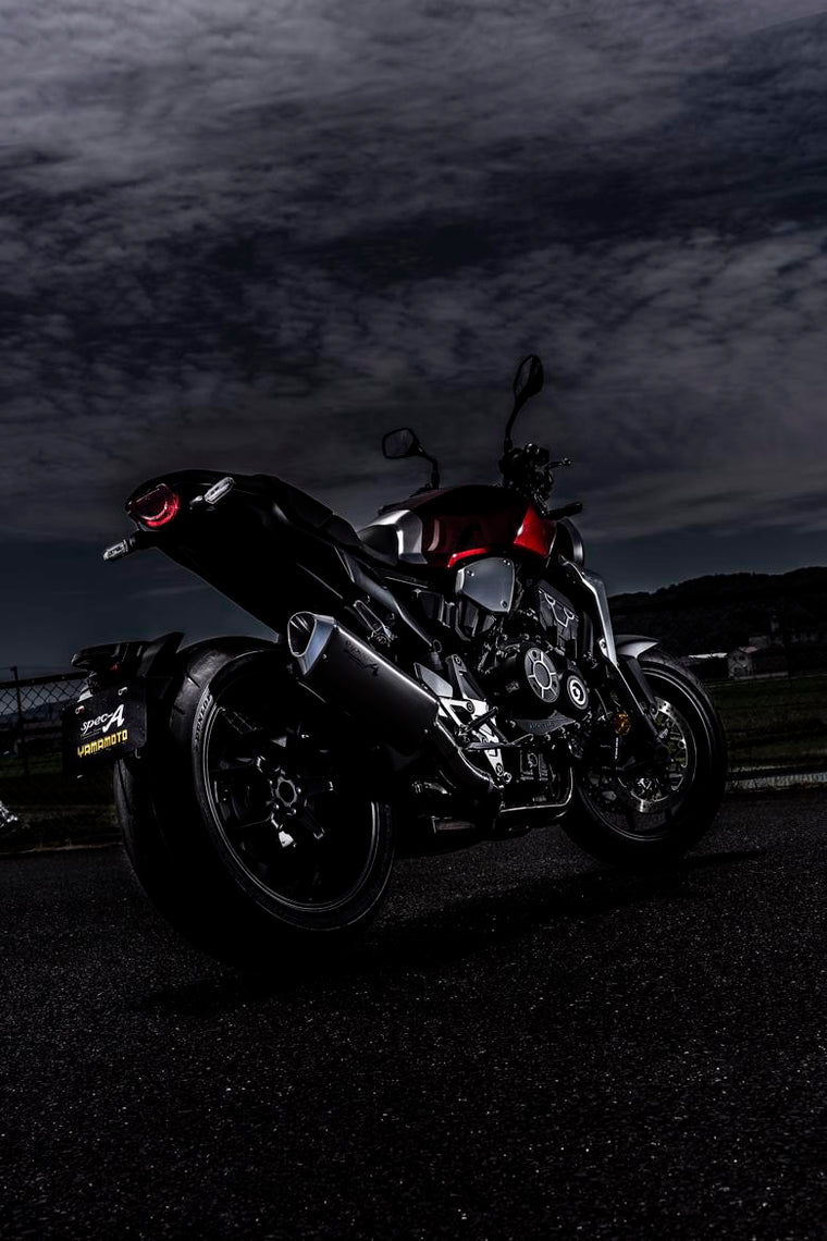 【ヤマモトレーシング】ヤマモト.R SPEC-A S O TYPE-SA CB1000R 18-(2BL-SC80)【カタログ品番：P089-3275】【メーカー品番：11013-01NSA】