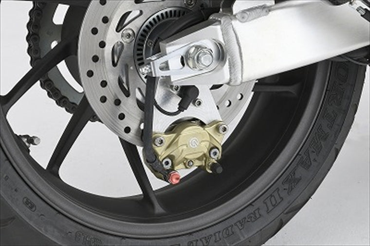 【ヤマモトレーシング】リアキャリパーサポート CB400SF Revo 18- シルバー 00014-07