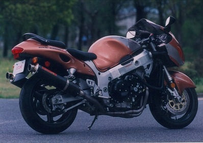 【ヤマモトレーシング】ヤマモト.R チタン4-2-1-2 カーボンサイレンサー GSX1300R -05【カタログ品番：P026-3930】【メーカー品番：31300-42TCN】