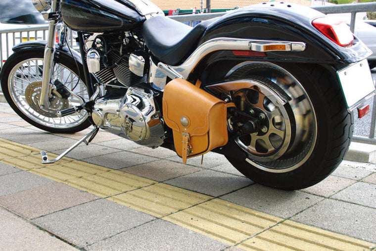 【デグナー】デグナー リジットサドルバッグ BK【カタログ品番：P013-4823】【メーカー品番：SB-15】