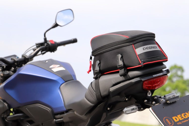 【デグナー】デグナー シートバッグ レッドパイピング【カタログ品番：P097-3801】【メーカー品番：NB-172】