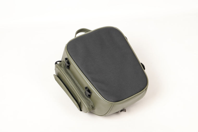【デグナー】デグナー テキスタイルシートバッグ カーキ 17L【カタログ品番：P102-3970】【メーカー品番：NB-184】