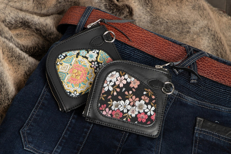【カザン】レザーコインケース                都桜/ブラック W-85K