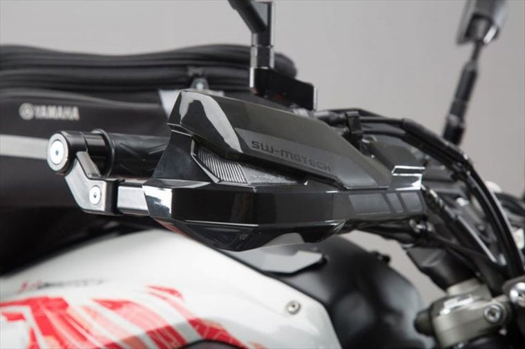 【エスダブリューモーテック】SWモーテック KOBRA ハンドガードキット YAMAHA／MV AGUSTA HPR0022025300/B