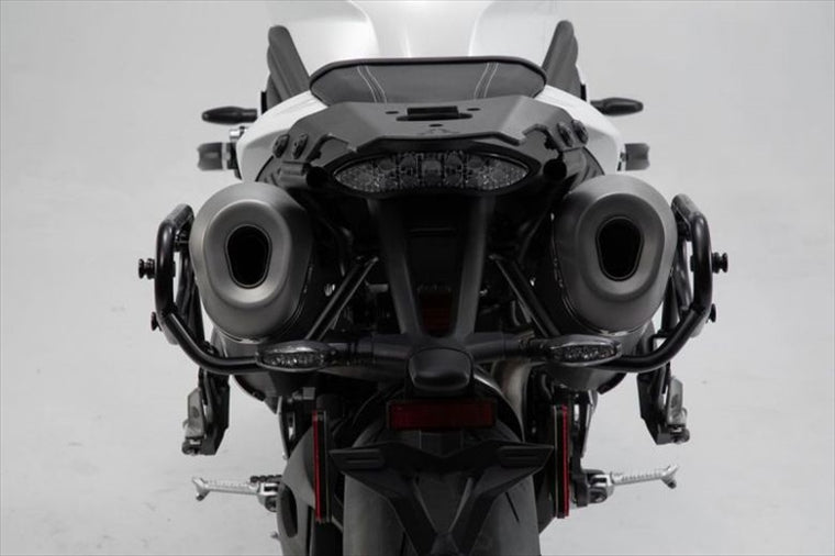 【エスダブリューモーテック】SWモーテック    SLC サイドキャリア セット          TRIUMPH SPEED TRIPLE 1050 18- HTA1190112000