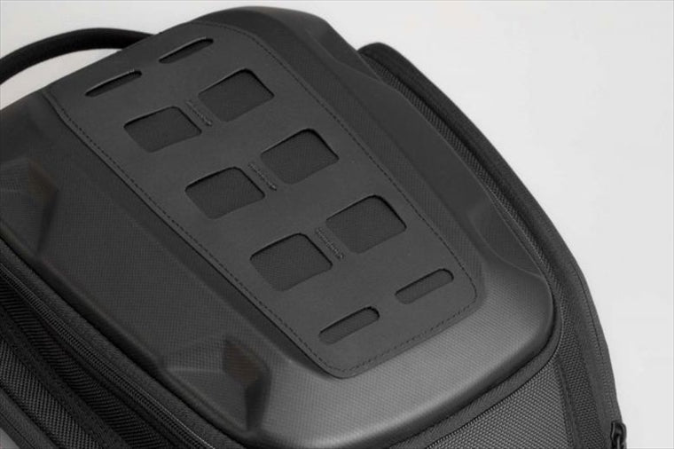 【エスダブリューモーテック】SWモーテック    PRO GSタンクバッグ            16-20L／42.0x34.0x30.0cm／1540g BCTRS0010330000