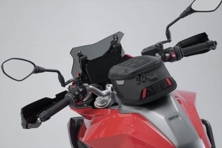 【エスダブリューモーテック】SWモーテック    PROデイパックタンクバッグ        5-8L／29.5x22.0x12.5cm／950g BCTRS0010830000
