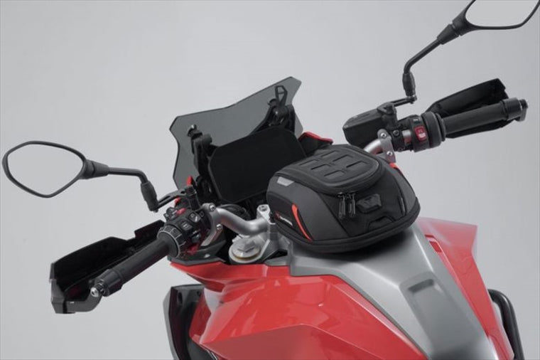 【エスダブリューモーテック】SWモーテック PROマイクロタンクバッグ 3-5L／27.0x20.5x11.0cm／810g BCTRS0011030000