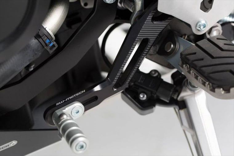 【エスダブリューモーテック】SWモーテック ギアレバー TRIUMPH TIGER800 10-16 FSC1174810000