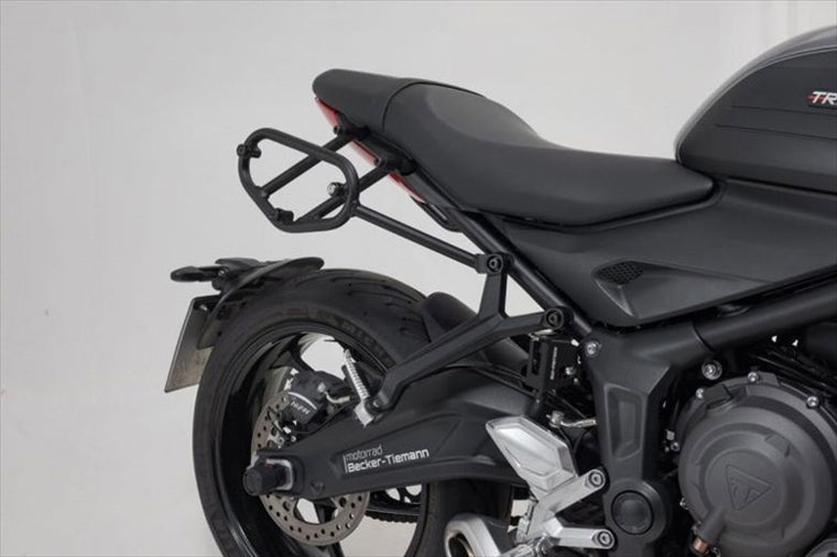 【エスダブリューモーテック】SWモーテック SLCサイドキャリア（左） TRIUMPH TRIDENT660 21 HTA1184210000
