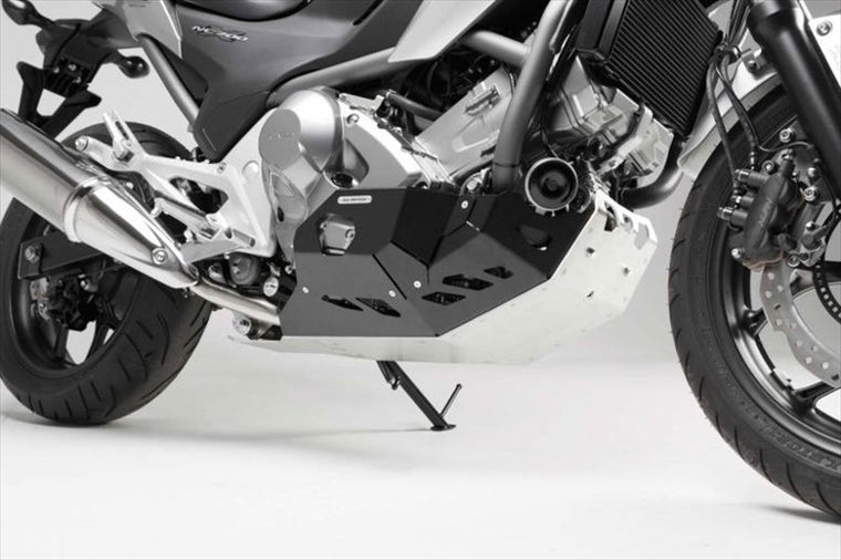 【エスダブリューモーテック】SWモーテック エンジンガード BLK／SIL NC700／NC750 WITH DCT MSS0115110101