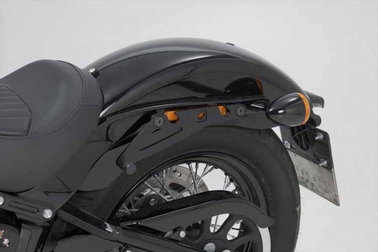 【エスダブリューモーテック】SWモーテック    SLH サイドキャリア LH1用 （左）   HARLEY-DAVIDSON STREET BOB／SLIM／STANDARD HTA1868211400