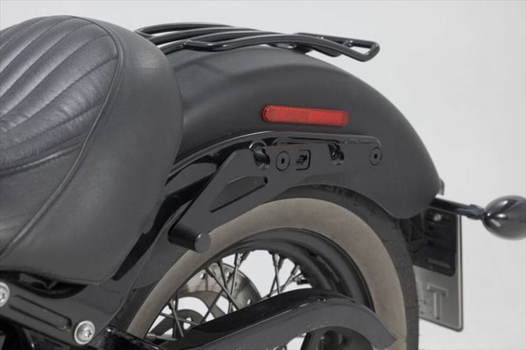 【エスダブリューモーテック】SWモーテック    SLH サイドキャリア LH1用 （左）   HARLEY-DAVIDSON SOFTAIL SLIM 12-17 HTA1868211700