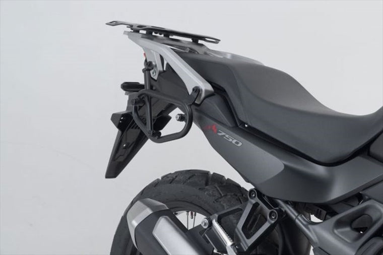 【エスダブリューモーテック】SLCサイドキャリア (右) XL750TRANSALP 22-23 HTA0107011000