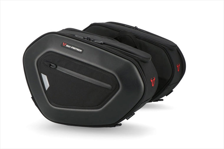 【エスダブリューモーテック】PRO BLAZEサドルバッグセットハイバージョン BLK GSX-8S 22 BCHTA0574031100