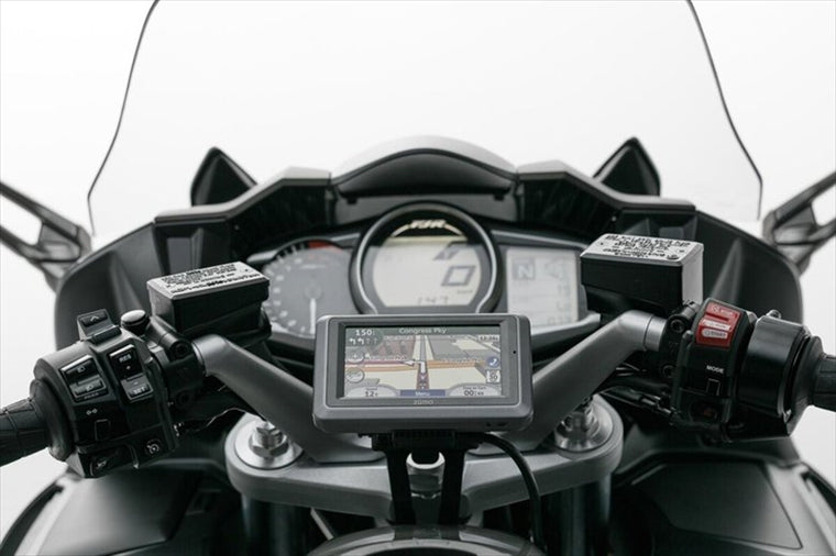 【エスダブリューモーテック】GPSマウント (ハンドル) FJR1300 04 GPS0664610200/B