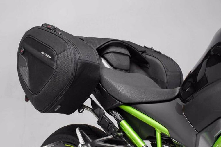 【エスダブリューモーテック】SWモーテック BLAZE サドルバッグセット ハイver Z900 16-19【カタログ品番：P094-8725】【メーカー品番：BCHTA0874011501/B】