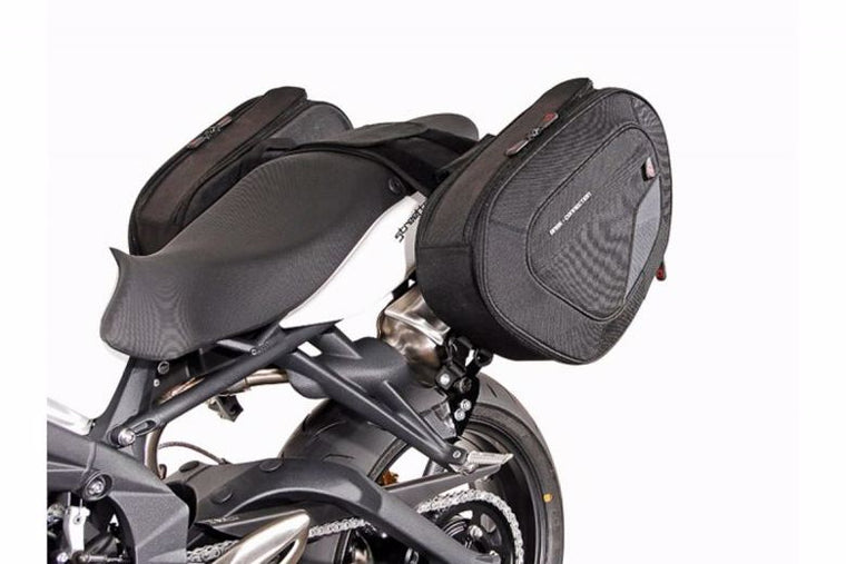 【エスダブリューモーテック】SWモーテック BLAZE サドルバッグセット ハイver TRIUMPH STREET TRIPLE 675 07-12 R 08-11【カタログ品番：P097-5012】【メーカー品番：BCHTA1174010201/B】