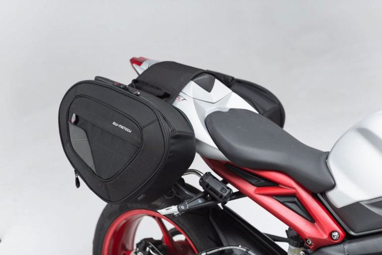 【エスダブリューモーテック】SWモーテック BLAZE サドルバッグセット ハイver TRIUMPH STREET TRIPLE 15- DAYTONA 675 13-【カタログ品番：P097-5016】【メーカー品番：BCHTA1174010701/B】