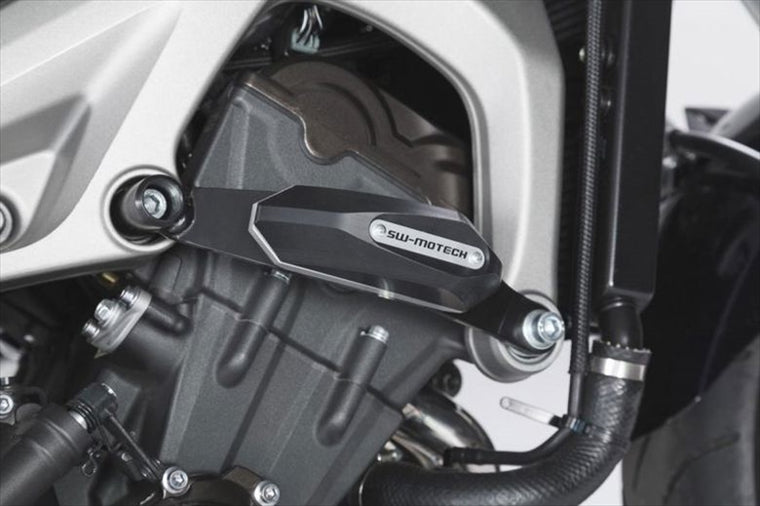 【エスダブリューモーテック】SWモーテック    フレームスライダーSET BLK         MT-09／TRACER／XSR900／ABARTH STP0659010900/B