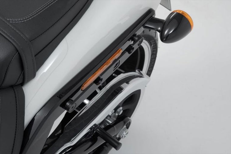 【エスダブリューモーテック】SWモーテック    SLH サイドキャリア LH2用 （左）   HARLEY SOFTAIL BREAKOUT／S 17- HTA1868210700