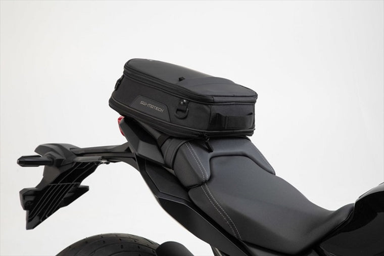 【エスダブリューモーテック】SWモーテック ION S テールバッグ 7-15L W33xH29xD10-18cm／600g BCHTA0020110000