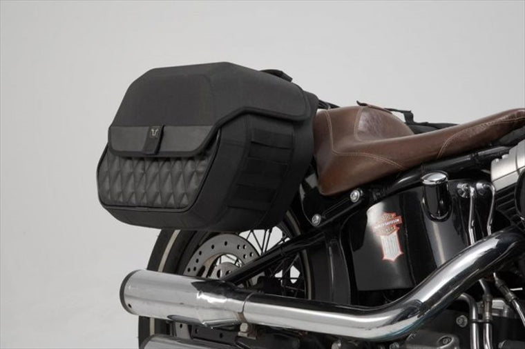 【エスダブリューモーテック】SWモーテック    LEGENDGEARサイドバッグシステムLH （左右セット）HARLEY SOFTAIL SLIM 12-17 BCHTA1868220700