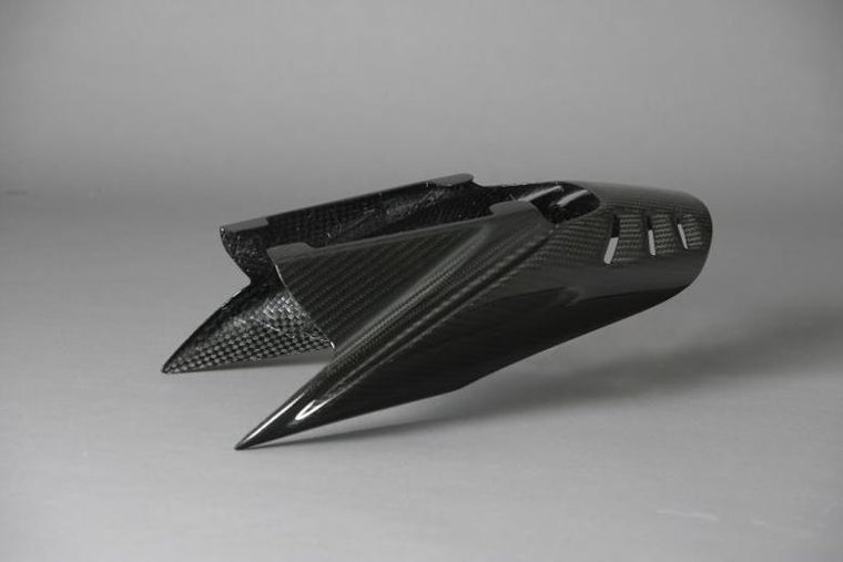 【NEXRAY】ネクスレイ サイレンサーカバー スモークBLK DAYTONA 675【カタログ品番：P028-4038】【メーカー品番：31891006】