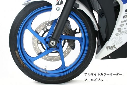 【ゲイルスピード】F300-17半ツヤBLK GP1S Gコート  YZF-R25 15-20/MT-25 16-19 ABS不可 28831027Q