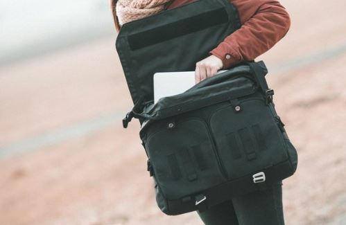 【SW-MOTECH】エスダブリューモーテック LEGENDGEAR LR3 メッセンジャーバッグ 12L W40xH30xD10cm【カタログ品番：P085-1060】【メーカー品番：BCRUC0040110000】