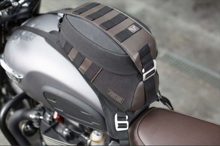 【エスダブリューモーテック】SWモーテック    LEGENDGEAR LT2            タンクバッグ 5.5L（ストラップ） W15xH18xD30cm BCTRS0040210000