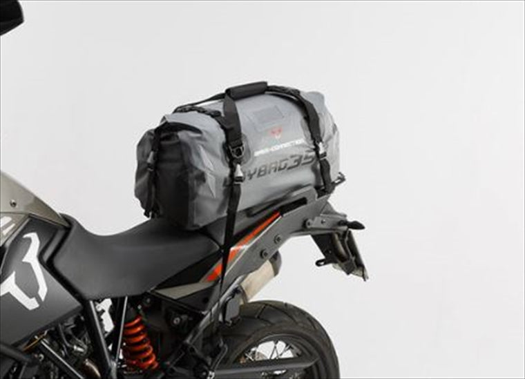 【エスダブリューモーテック】SWモーテック DRYBAG 350 GRY／BLK 35L／58x28x28cm／1150g BCWPB0000110001