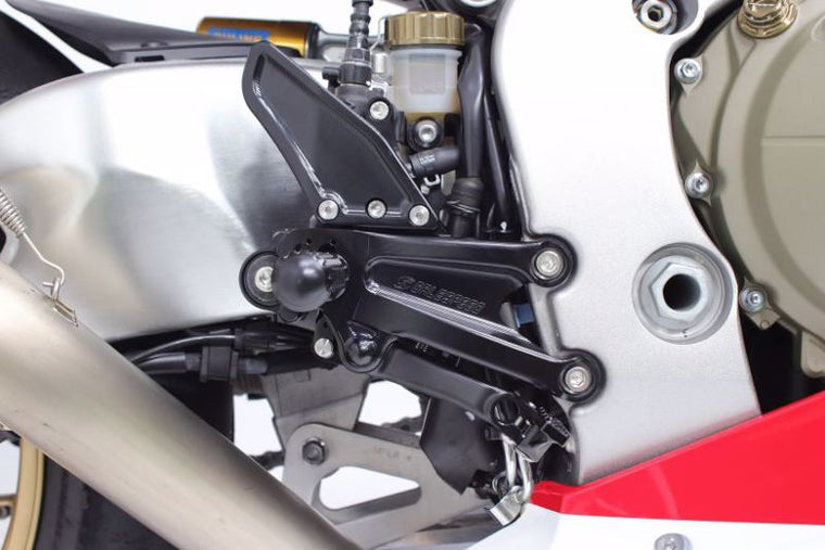 【ゲイルスピード】エラボレート フットコントロールKIT SIL  CBR1000RR 08-19 (シフター無) FCK1001S