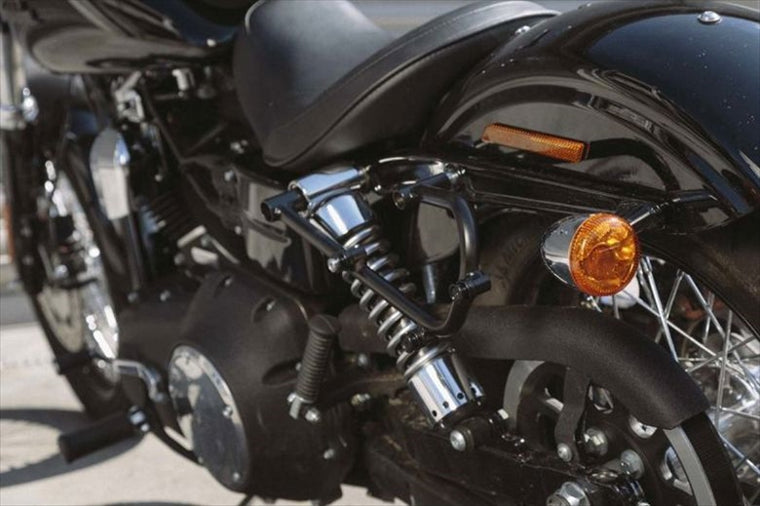 【エスダブリューモーテック】SWモーテック    SLCサイドキャリア（右）           HARLEY DYNA STREET BOB 09-17／LOW RIDER -17／WIDE GLIDE -17 HTA1879111000