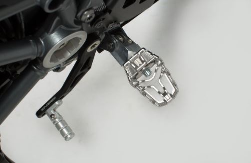 【エスダブリューモーテック】SWモーテック EVO フットレストキット BMW R1200GS RALLYE 17 FRS0711210302