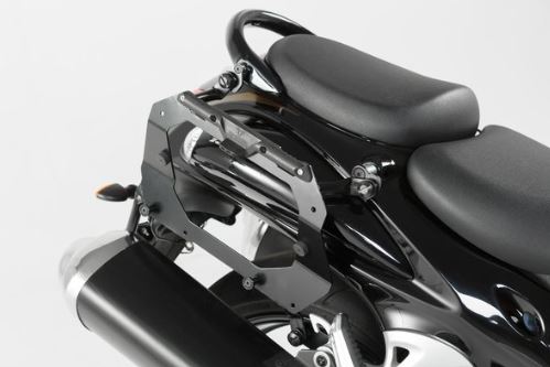 【エスダブリューモーテック】SWモーテック EVOプロファイルキャリア GSX1300R 08【カタログ品番：P088-3638】【メーカー品番：KFT0557516000/B】