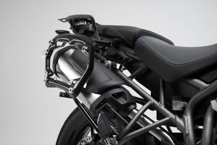 【エスダブリューモーテック】SWモーテック PROサイドキャリア TRIUMPH TIGER800／XC／XR 10-16 KFT1174830000/B