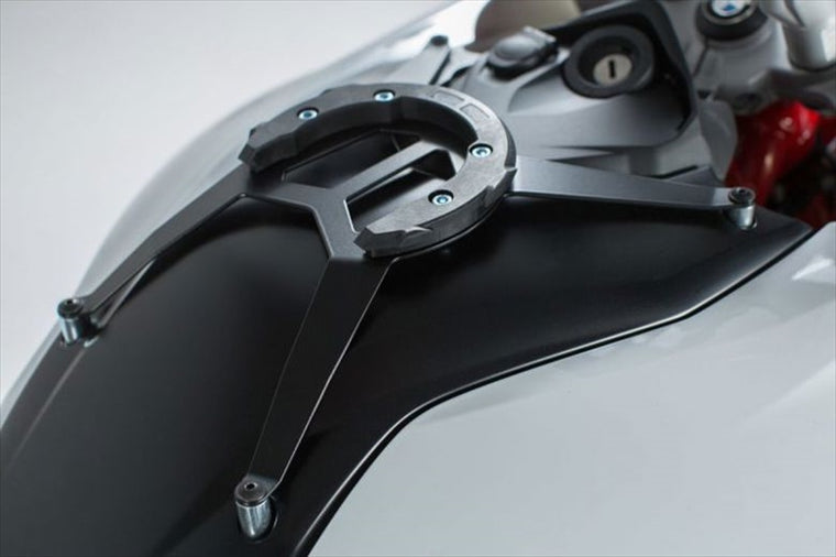 【エスダブリューモーテック】SWモーテック EVOタンクリング BMW アダプタータイプ【カタログ品番：P097-5222】【メーカー品番：TRT0064020102/B】