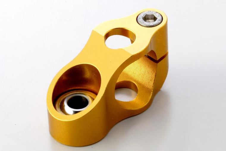 【HYPERPRO】ハイパープロ ボディークランプ 24.6mmTYPE-10 BLK ピロボール:M8穴【カタログ品番：P100-4030】【メーカー品番：22169246B】
