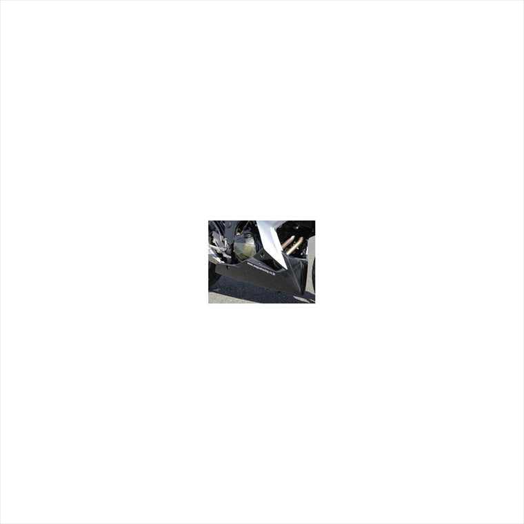 バイクパーツ 外装<br>マジカルレーシング アンダーカウル 平織カーボン <br>001-Z2513-170C 4548916245734<br>Z250 13-<br>