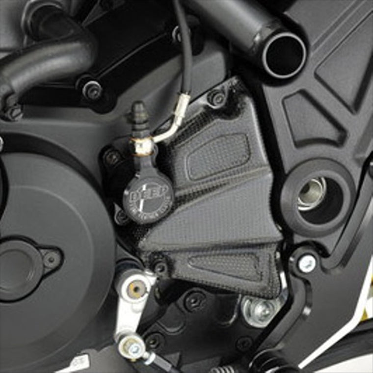 【ディライト】フロントスプロケットカバー 平織カーボン DIAVEL DEP146C