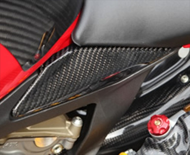 MOTO VELOCE(モトベローチェ)｜シートサイドカバー 平織カーボン ｜D01-119912-270C