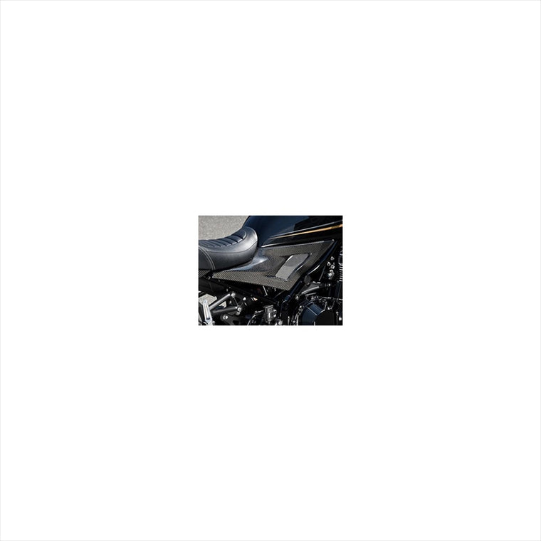 バイクパーツ 外装<br>マジカルレーシング シートサイドカバー ダクト付 綾織C <br>001-Z9R18-271A 4550255368234<br>Z900RS 18<br>