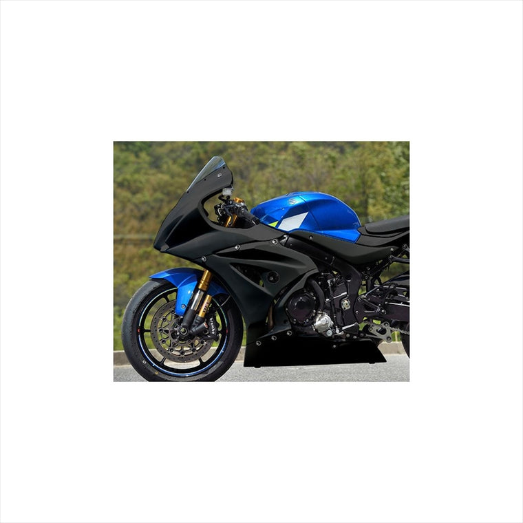 バイクパーツ 外装<br>マジカルレーシング フルカウル レース用 FRP/黒ゲル <br>001-GSR117-1201 4550255408275<br>GSXR1000 17-<br>