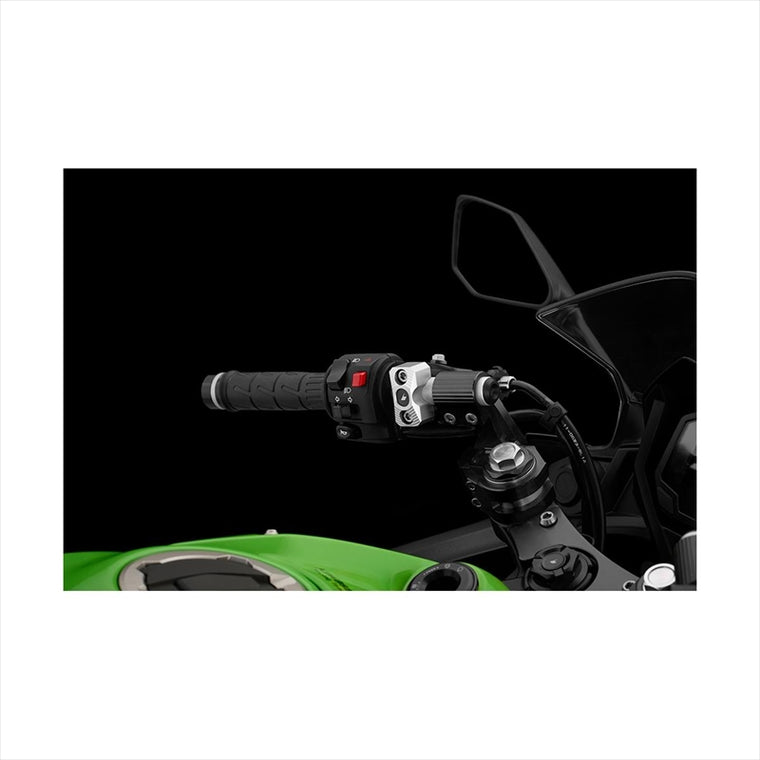 BIKERS(バイカーズ) | レバーホルダークランプ 2個 シルバー | K0178-SLV | ZX-25R 20-24 ZX-4R 23-24 Ninja650 17-22